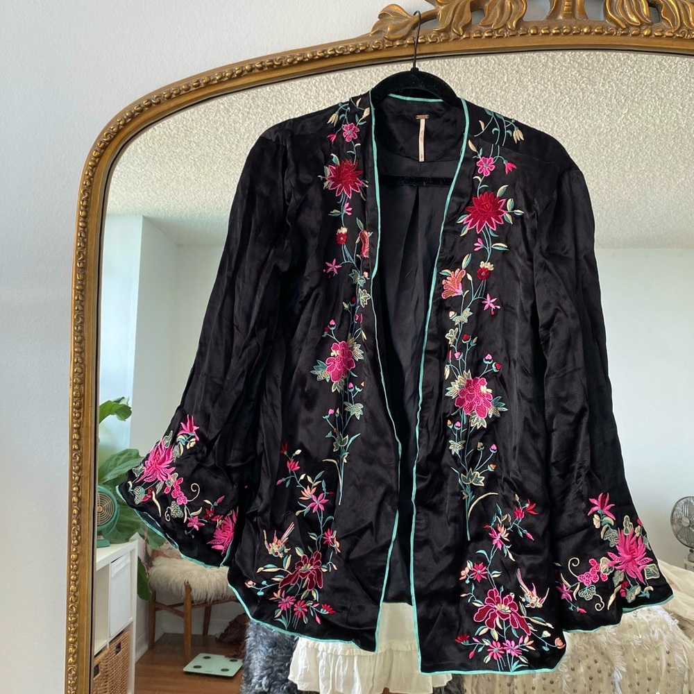 Free People Embroidered Kimono - S